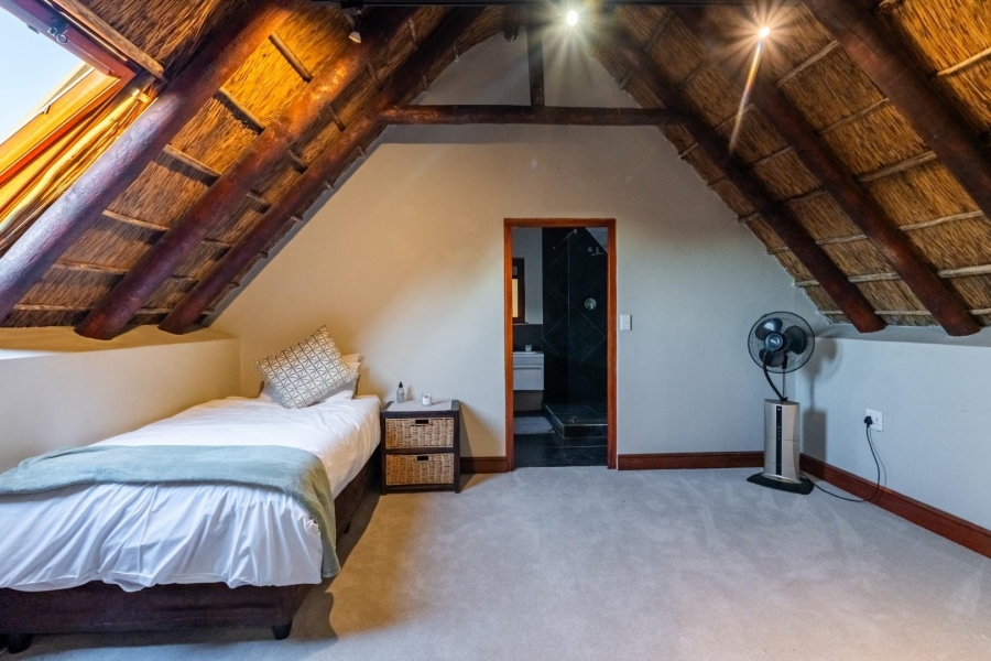 To Let 5 Bedroom Property for Rent in Pearl Valley Golf Estate Western Cape